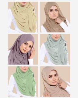 ANGGUNZARA’s Signature - Premium Kate. 
It gives you plenty of freedom to style it however way you want to ˖ ࣪⊹𐙚
𐙚 Unique custom shape - Oval & Curved Edge 
𐙚 Beautiful drapes
𐙚 Flowy
𐙚 Easy to style
𐙚 Neat babyseam finishing
𐙚 More coverage
𐙚 Minimal ironing
Material: High Quality Georgette Chiffon
Measurement: 2m x 0.7m
ꨄ︎COMBO 3 for RM100. Voucher code: COMBOPK ꨄ︎
Purchase Thru: 
✨Website: https://www.anggunzara.com/product-category/premium-kate/
✨Shopee : https://shopee.com.my/anggunzara.os
✨Whatsapp: wasap.my/60104595525
✨Official Agents : @miminadiya @anggunzara_teganu @anggunzara.bymuny